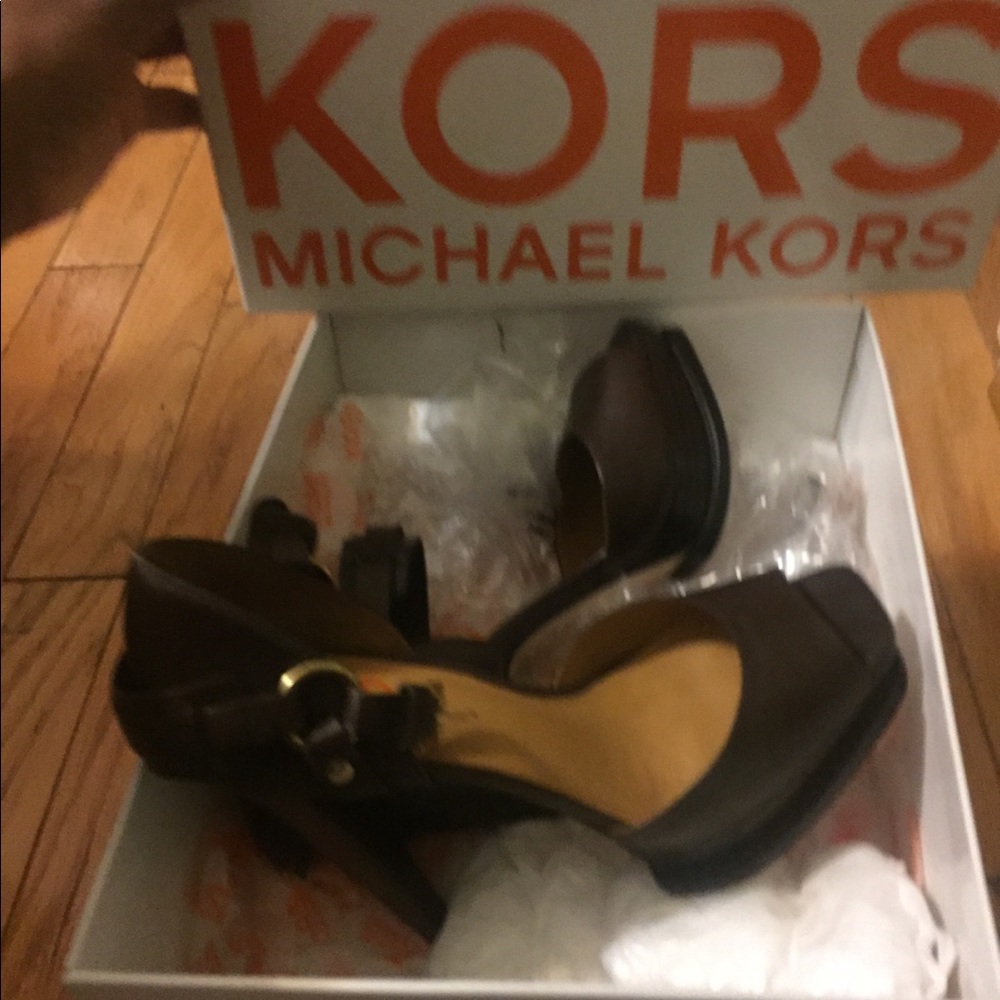 Kors by Micheal Kors